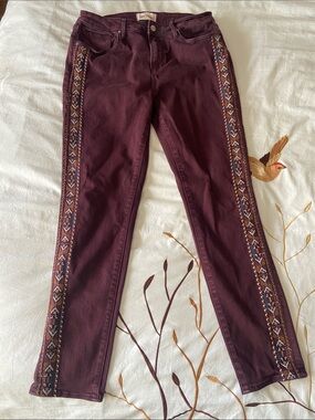 Driftwood Tribal Embroidered Side-Stripe Wine Skinny Jeans 30 Stretchy GUC